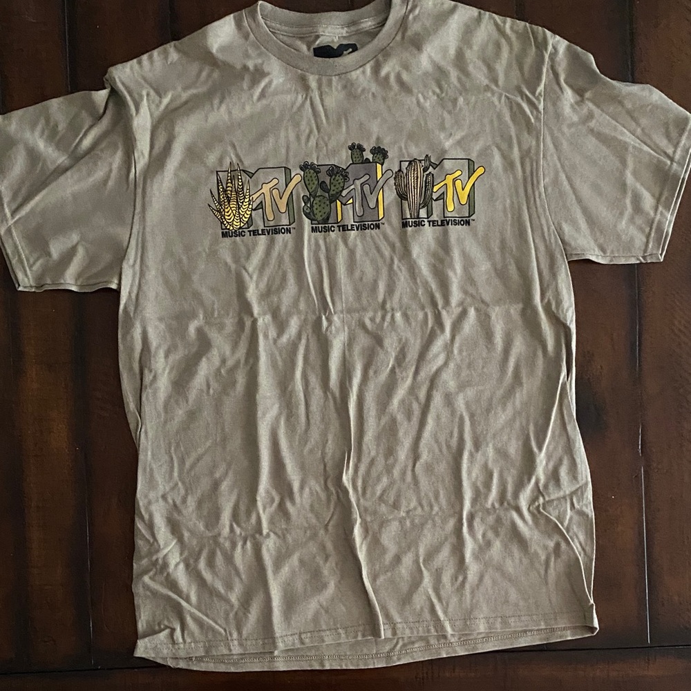 MTV Tan Graphic Short Sleeve Tee